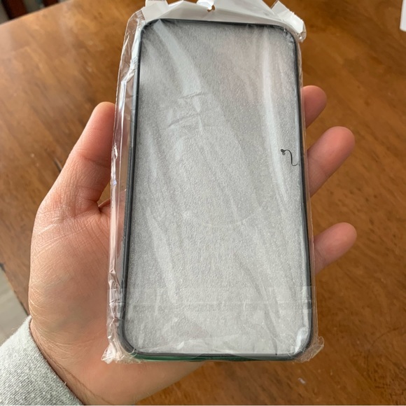 NWT iPhone 11 Pro Anti Gravity Phone Case TPU Magical Nano Suction Adsorbed Case - Picture 12 of 14